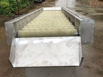 新款土豆干洗機(jī)（長(zhǎng)3950cm.寬940cm高1250cm）